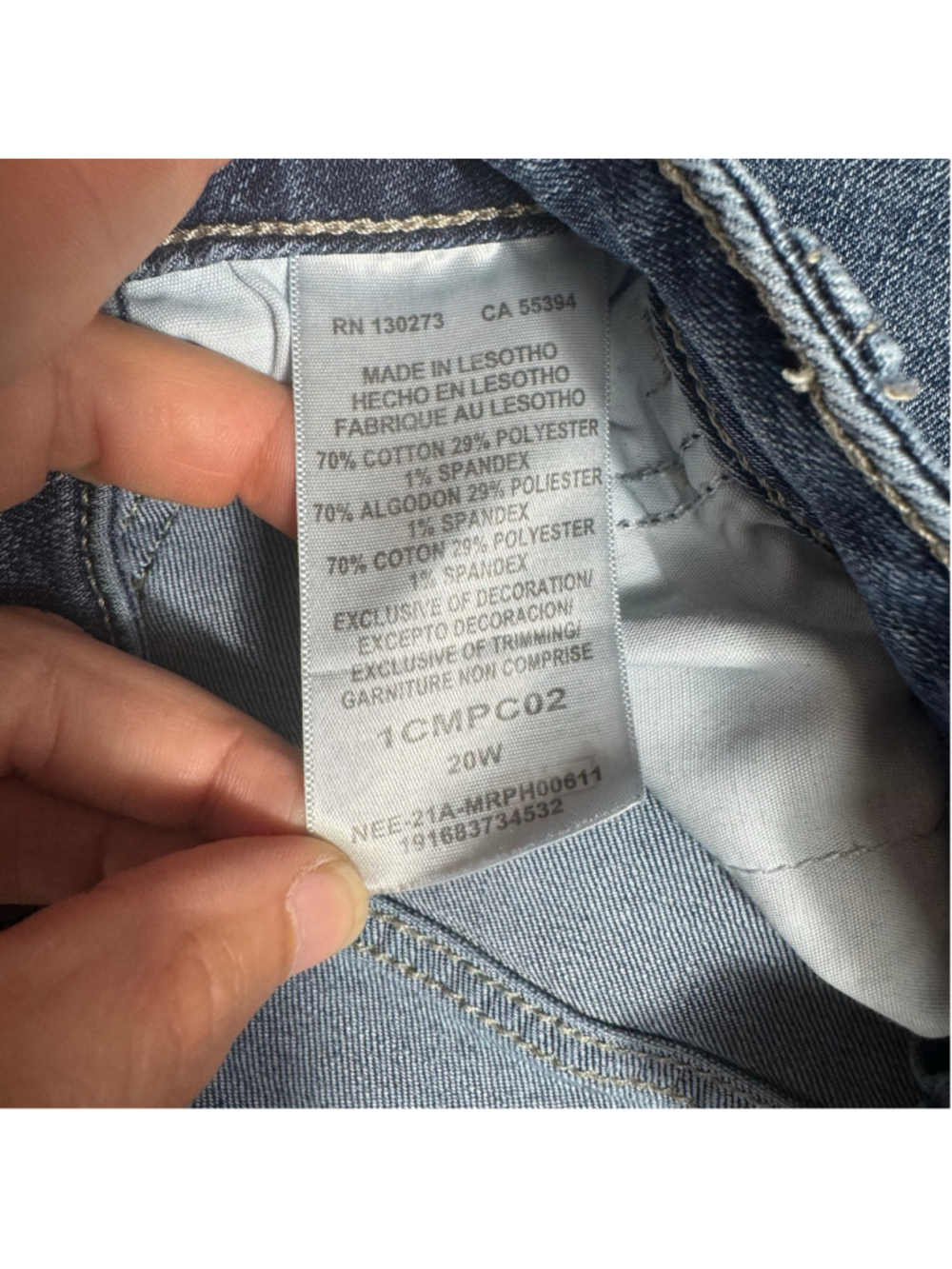 Women's Lee Regular Fit Mid Rise Capri Jeans Blue Size 20 - Picture 3 of 5